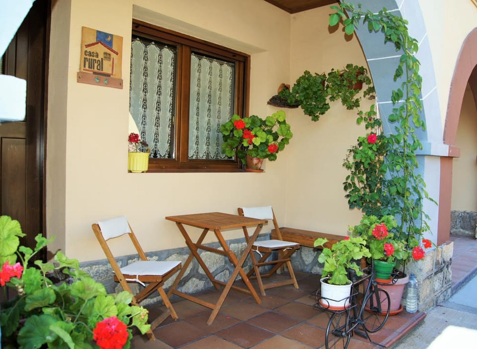 Patio, Facade/entrance, Spring, Internal: Not applicable to any particular room