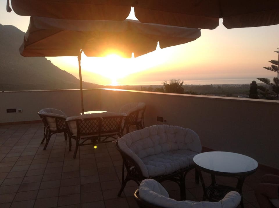 Patio, Day, Natural landscape, Balcony/Terrace, Sea view, Sunset