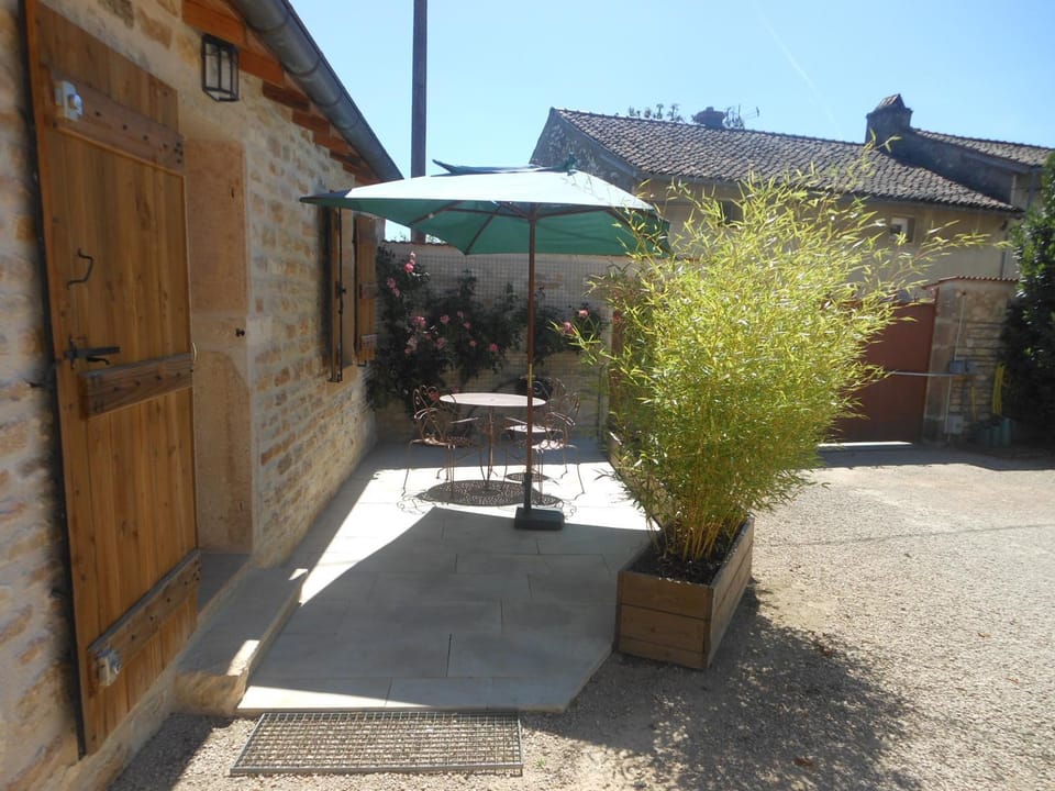 le gîte de viré House in Bourgogne-Franche-Comté