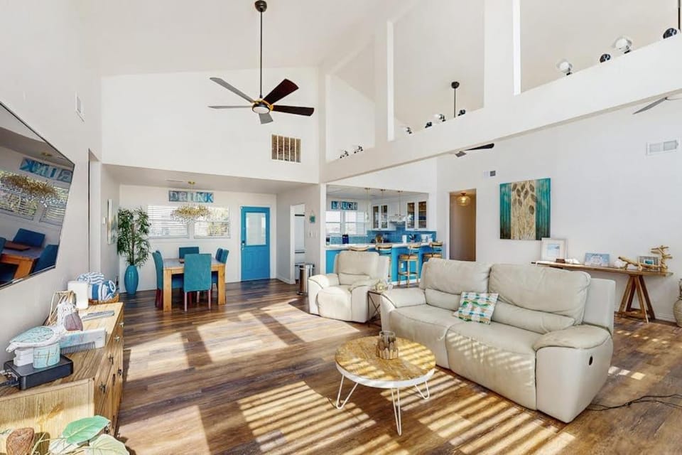Happy in Margaritaville House in Galveston Island