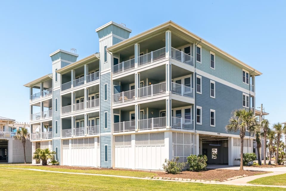 Safari Beach Apartment in Galveston Island