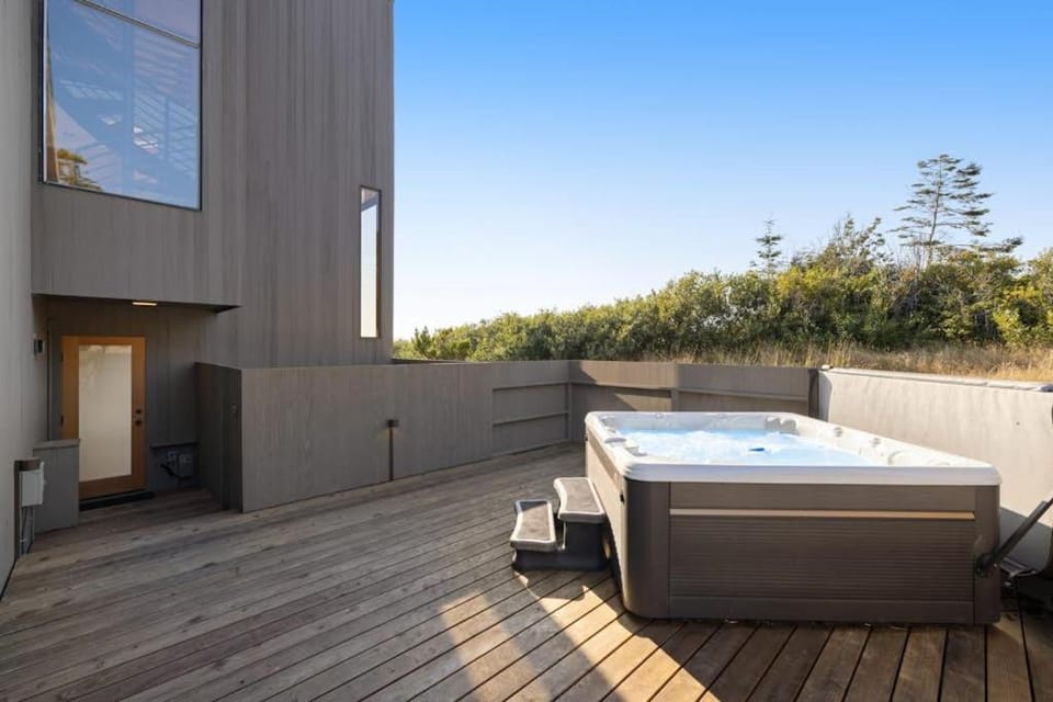 Breakers Retreat House in Sonoma County