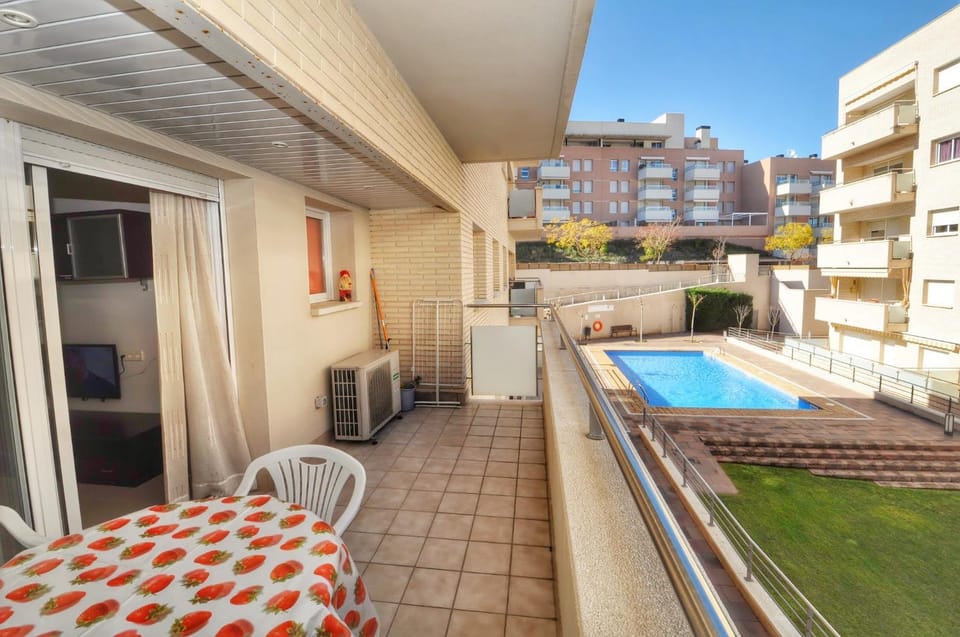 Balcony/Terrace, Garden view, Pool view