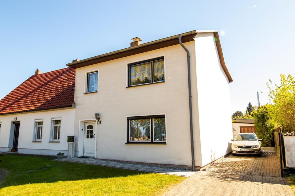 Facade/entrance, Fishing, Hiking, Cycling