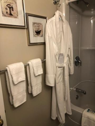 Bathroom, Internal: Not applicable to any particular room