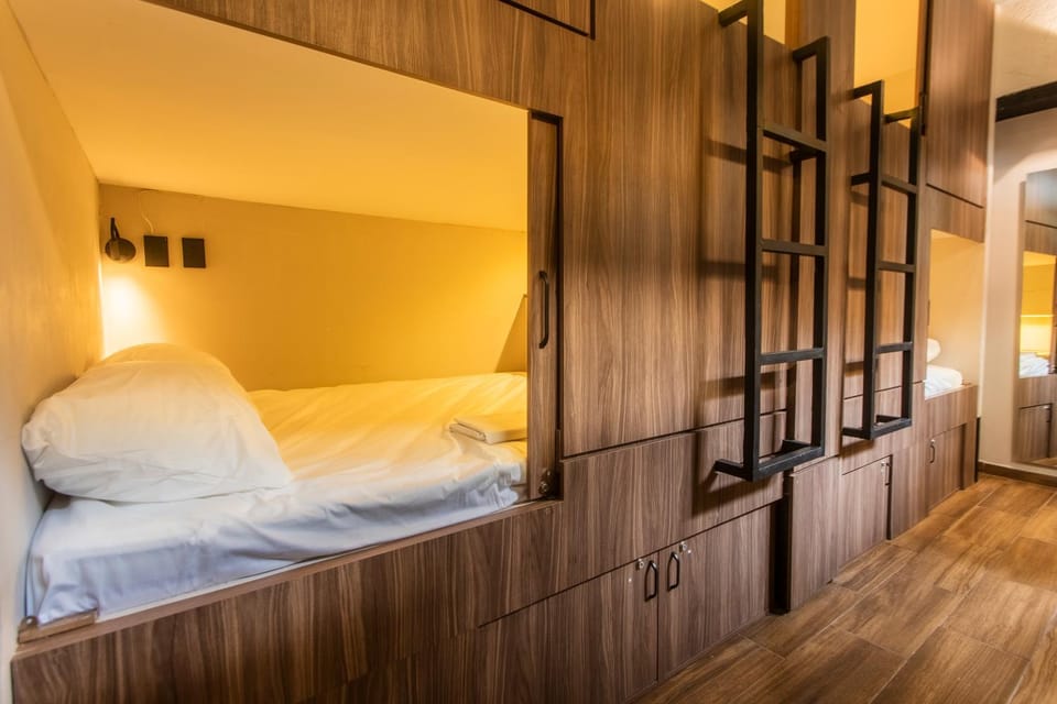Bed, Bedroom, bunk bed