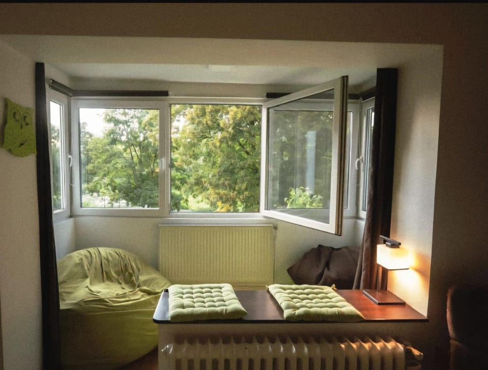 View (from property/room), Photo of the whole room