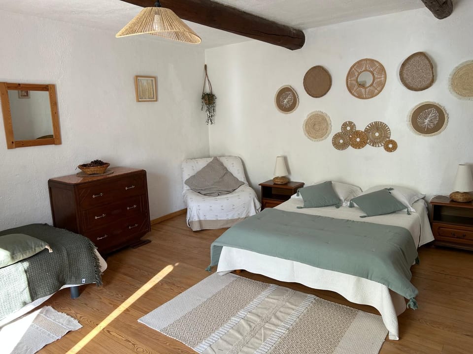 Le Degoutaud Bed and Breakfast in Malaucène