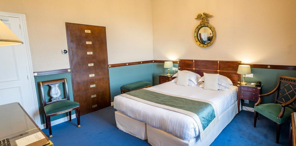 Château D'artigny Hotel in Centre-Val de Loire