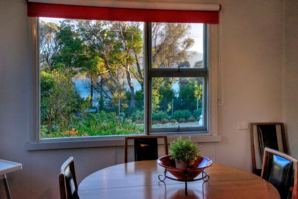 Dining area, Garden view, Sea view