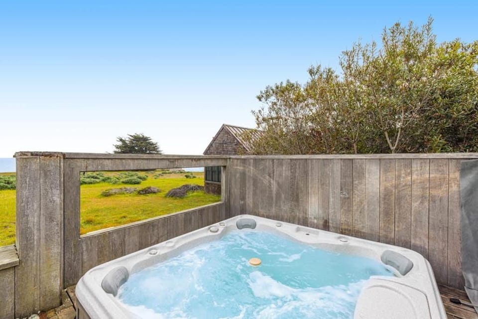 Aloha House House in Sonoma County