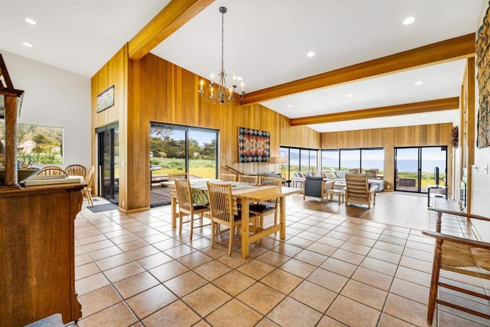 Aloha House House in Sonoma County