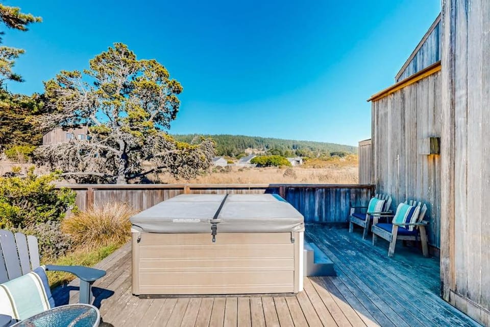 Shell Beach House in Sonoma County