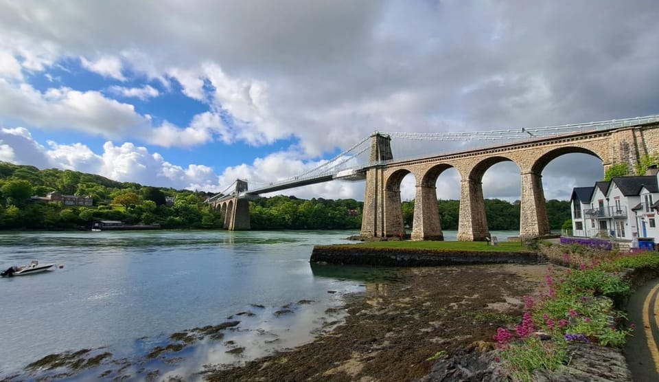Bryn Goleu Bed & Breakfast Bed and Breakfast in Llandudno
