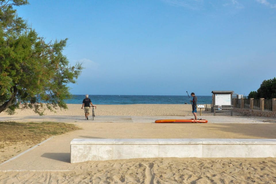 Beach, Windsurfing, Hiking