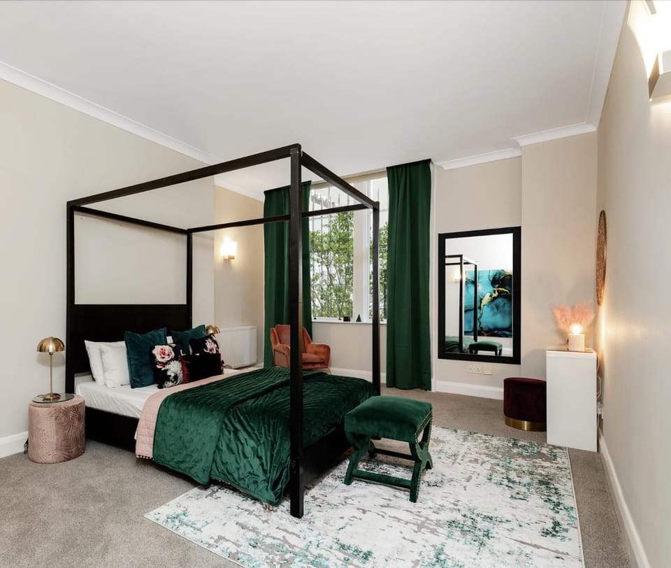 Bed, Bedroom