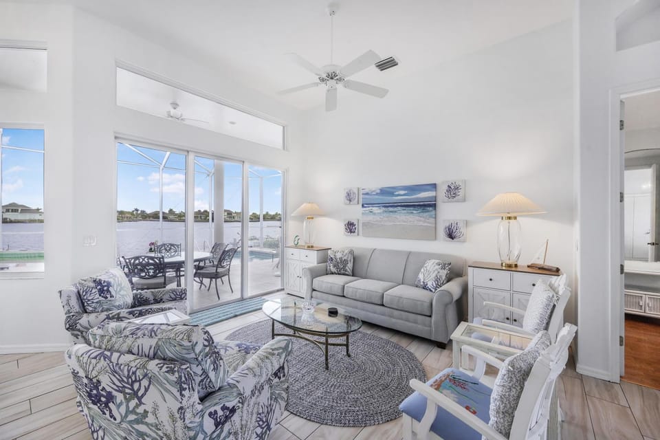 Waterfront home with views, pool and walk to beach House in Marco Island
