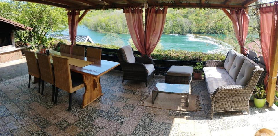 Holiday home Mrežnički šum House in Croatia