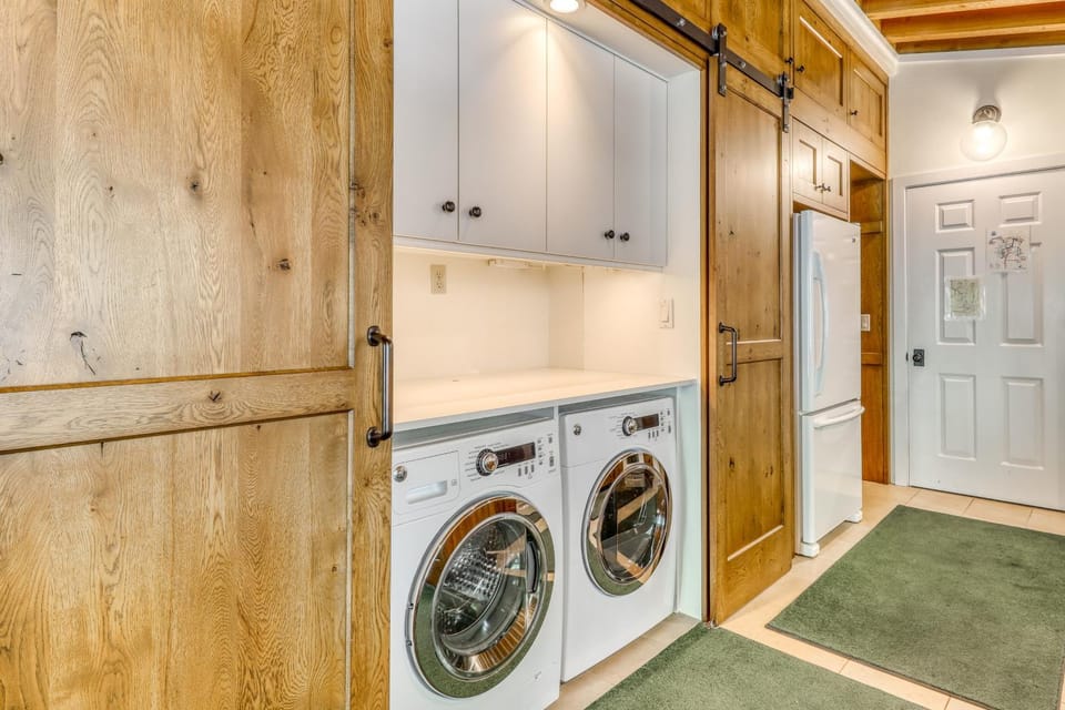 Single Level Ranch Condo in Elkhorn Apartment in Sun Valley