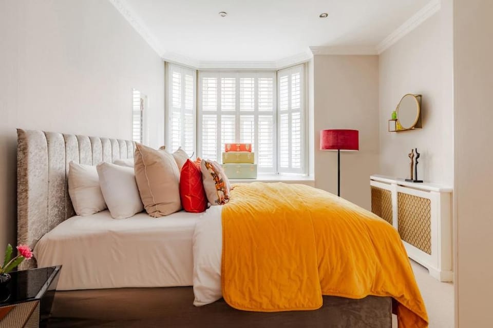 Revamped & LuxXe for Covent Garden Lovers! Adorable City Home for Families & Friends Apartment in City of Westminster