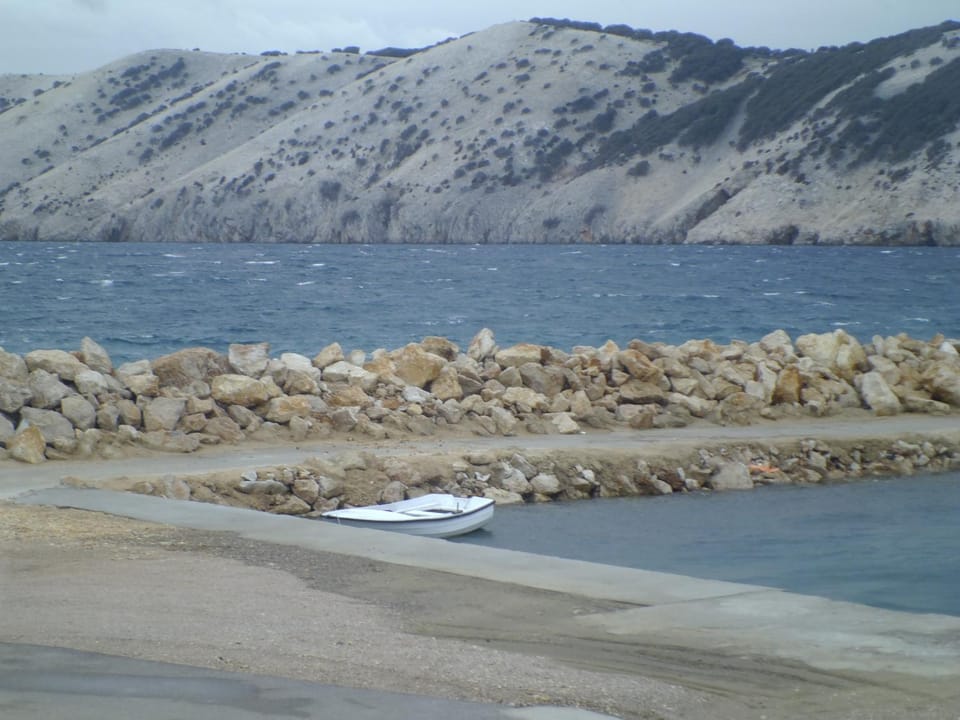 Mountain view, Sea view