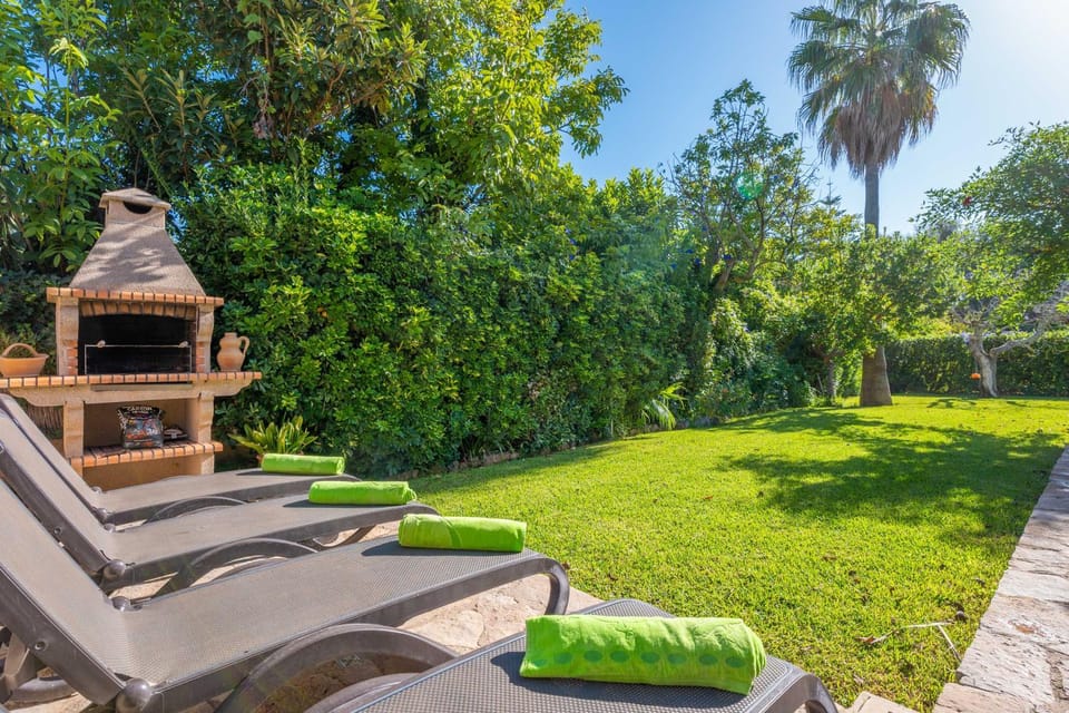 BBQ facilities, Garden