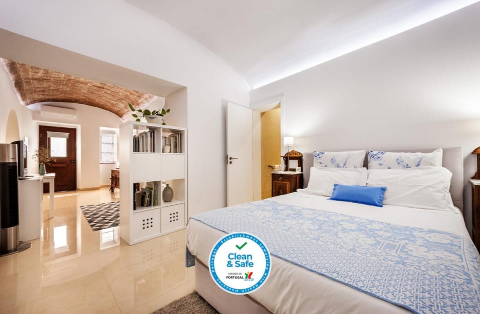 Ebora Home - free GARAGE - Centro Histórico Apartment in Evora