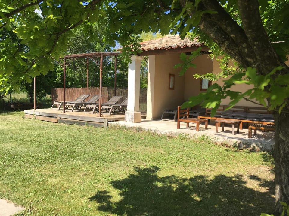 Patio, Swimming pool, Swimming pool