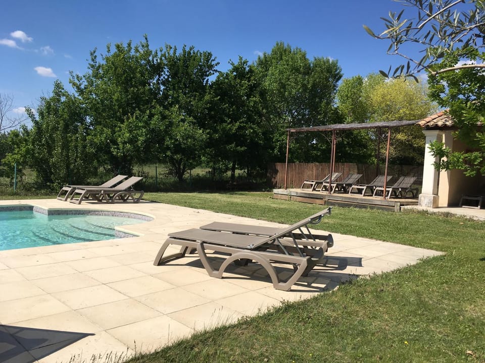 Patio, Swimming pool, Swimming pool