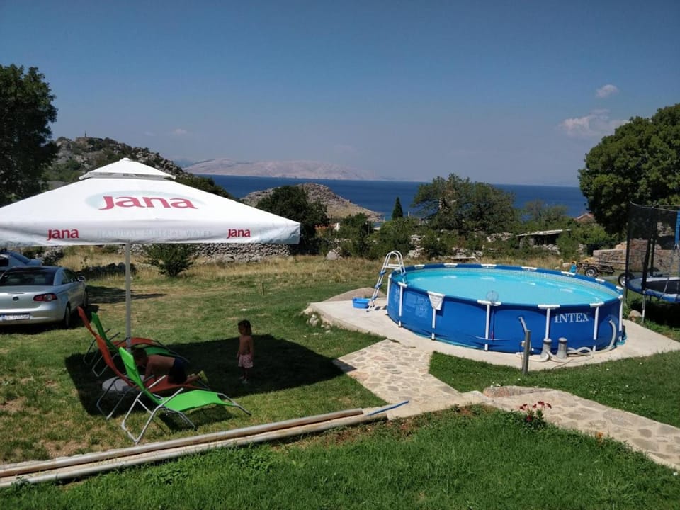 Pool view, Swimming pool