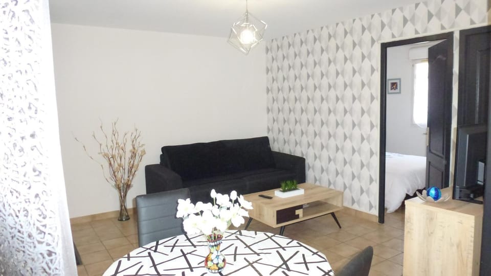 Caroline Apartment in Oyonnax