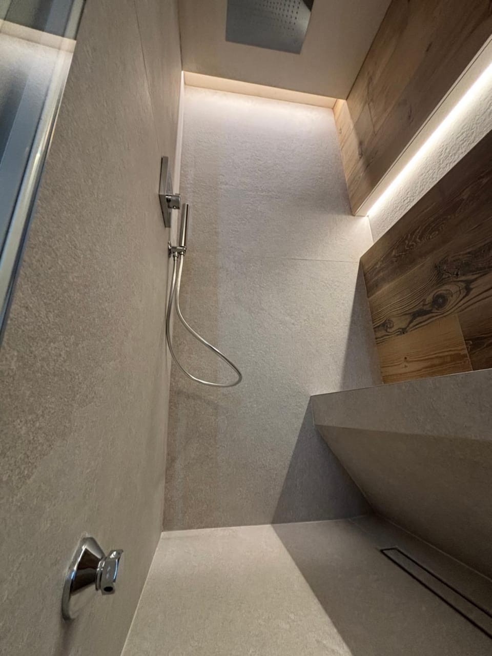 Shower, Steam room, Bathroom