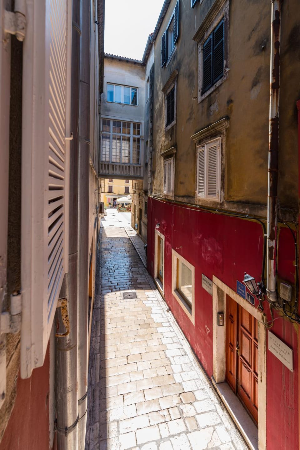 Day, Street view