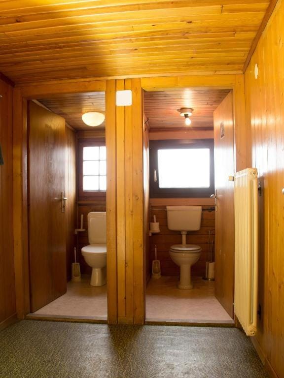 Refuge de Plan-Francey Inn in Fribourg, Switzerland