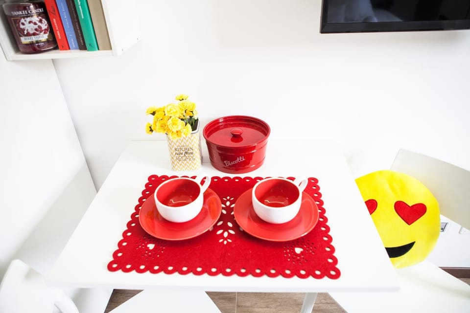 Coffee/tea facilities, Living room