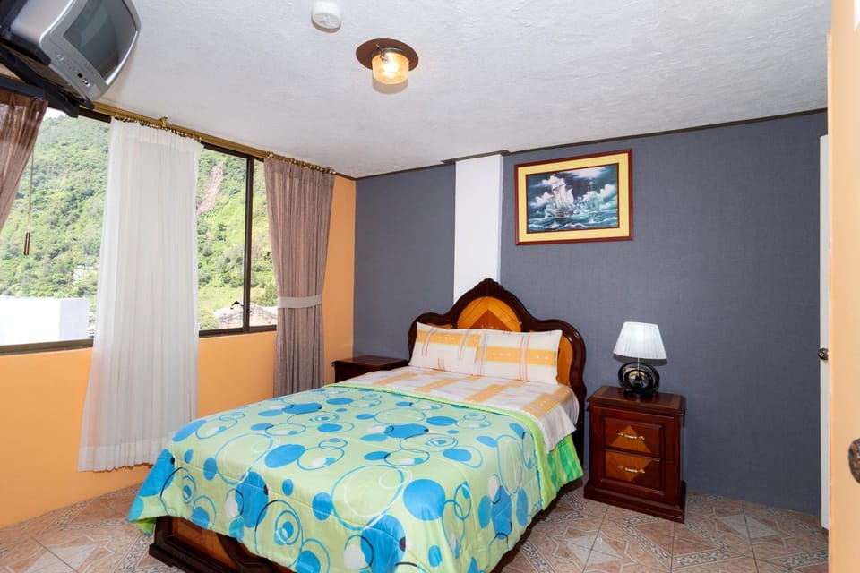 Hostal Rossy Hostel in Banos
