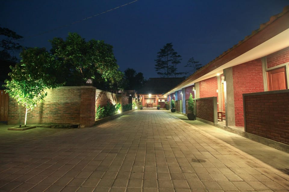 Area and facilities