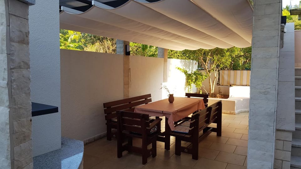 Apartment Mirjana - EV friendly Apartment in Stari Grad