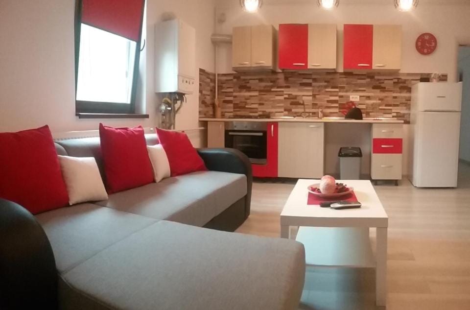 Coffee/tea facilities, Dining area