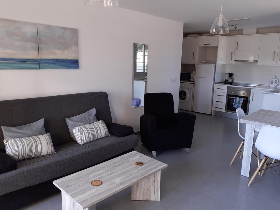 Kitchen or kitchenette, Living room, Dining area