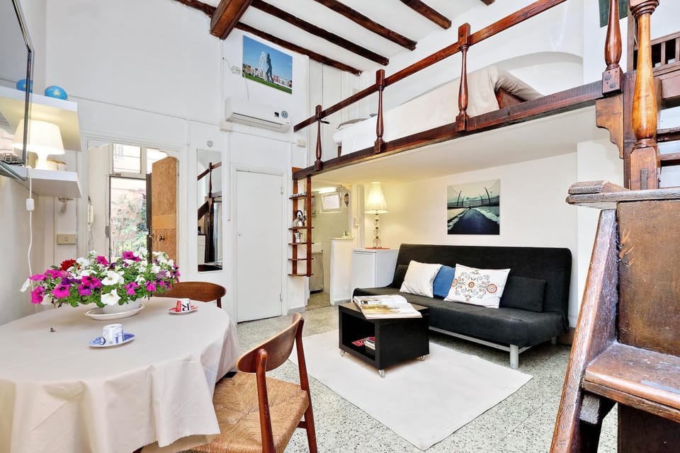 Living room, Bedroom