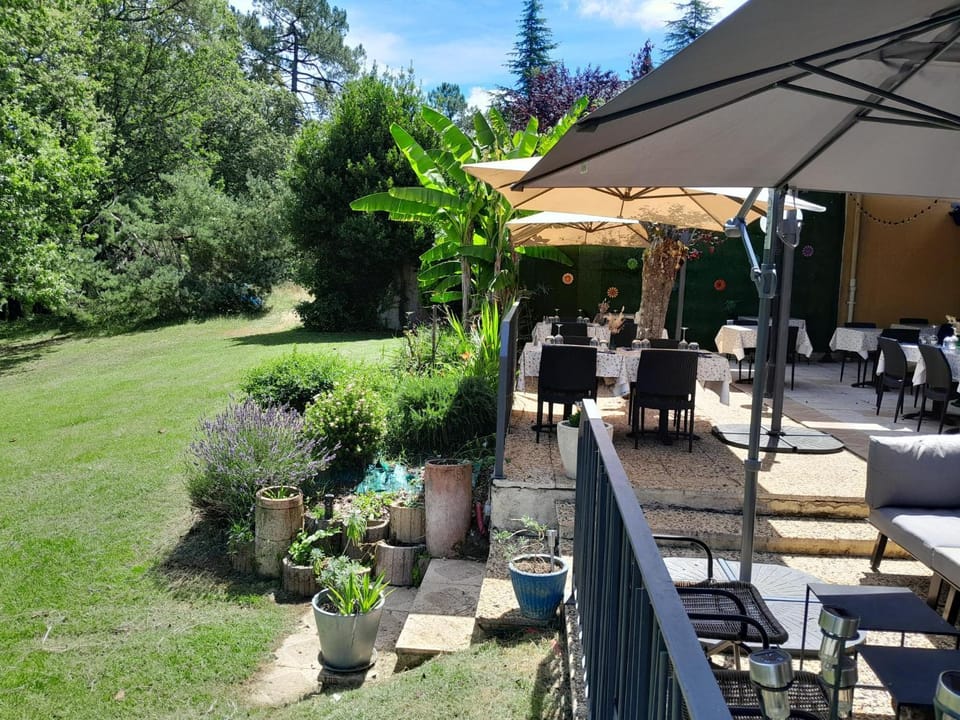 Patio, Garden view