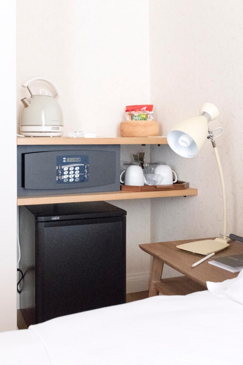 Coffee/tea facilities, Other