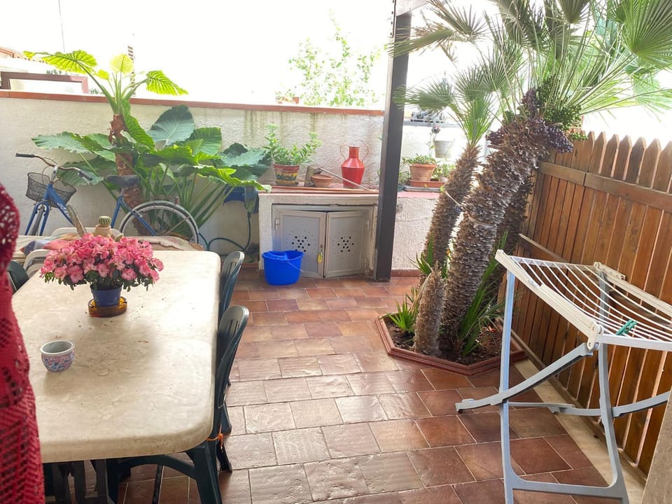 Patio, Garden