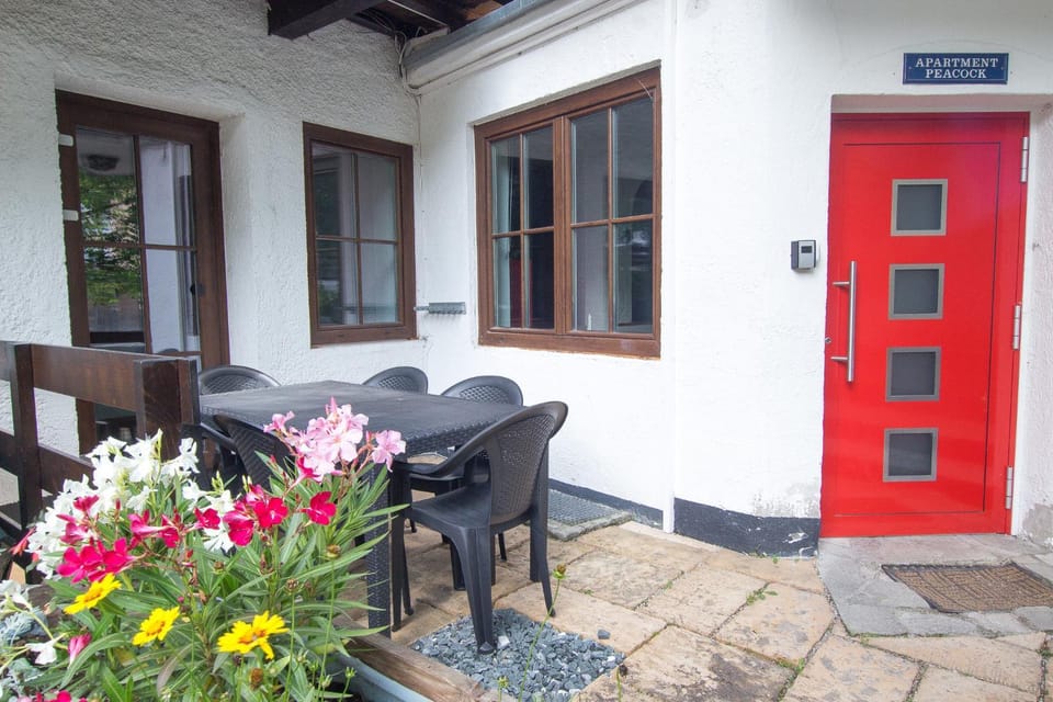 Patio, Day, Balcony/Terrace, Other