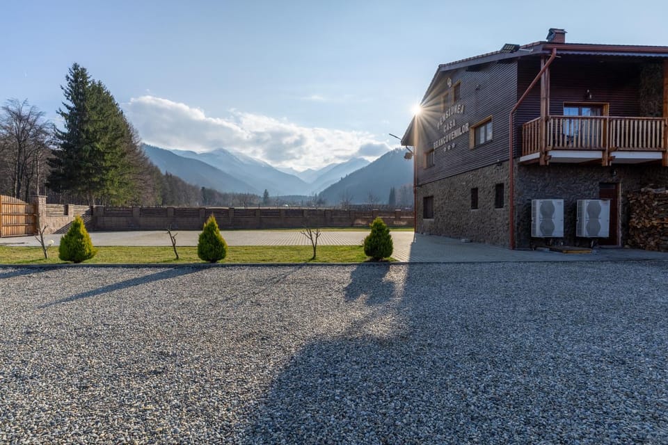Property building, Mountain view