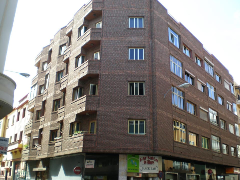 Property building, Nearby landmark, Facade/entrance