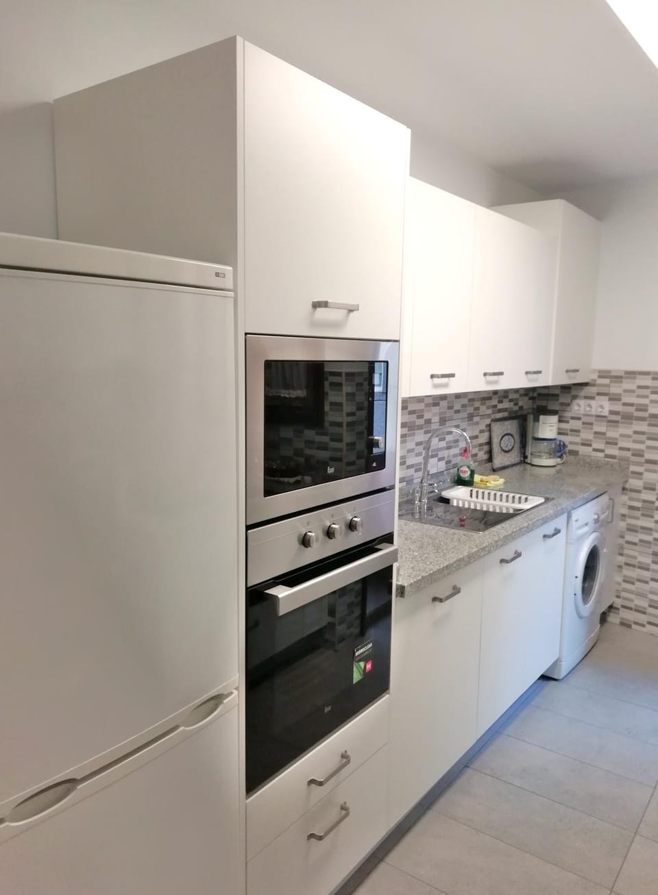 Kitchen or kitchenette, Photo of the whole room
