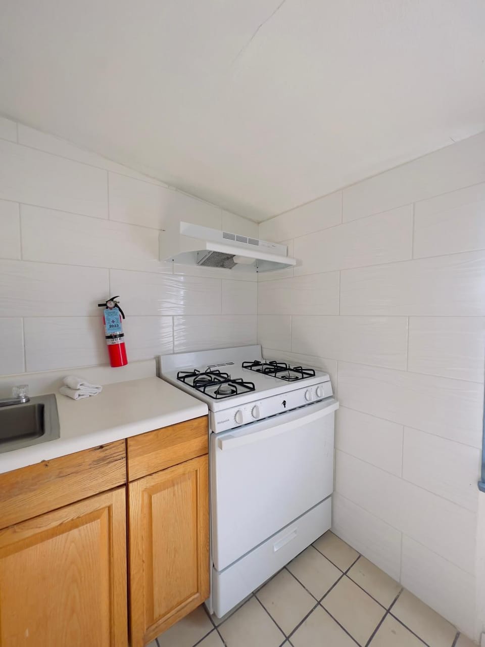 Kitchen or kitchenette, stove