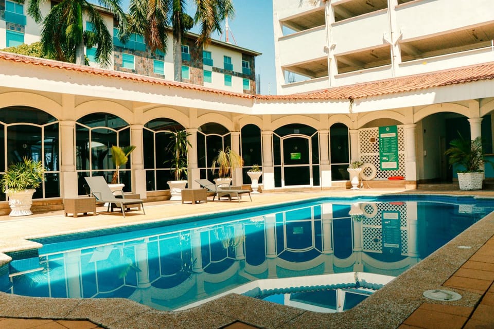 Swimming pool